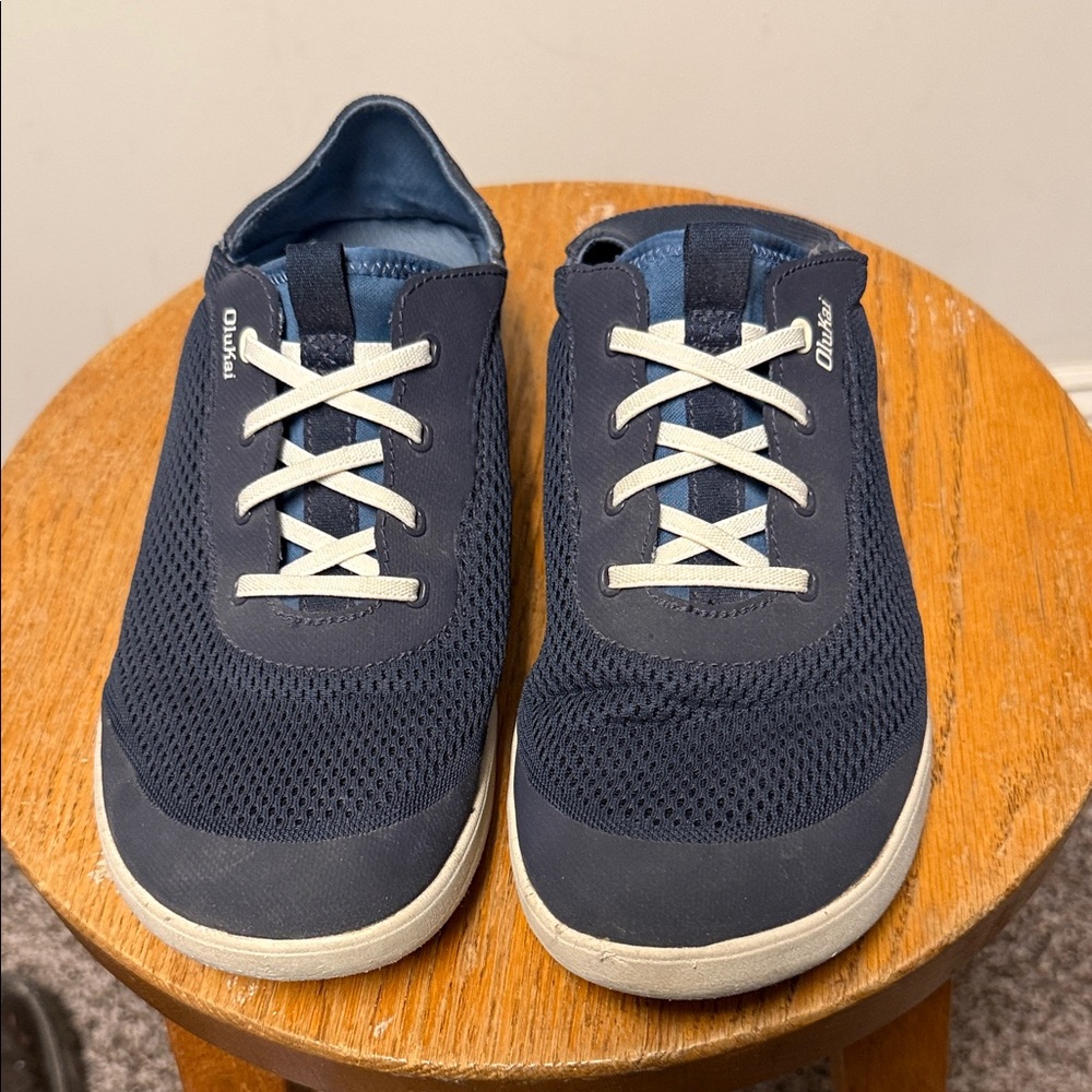 OluKai Men's Dark Blue Mesh Sneakers